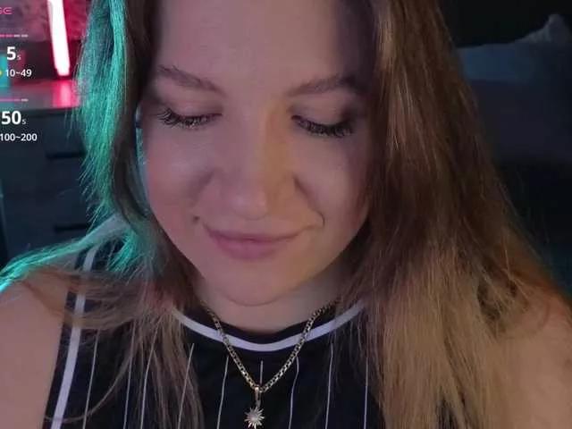 BloomBambi from BongaCams