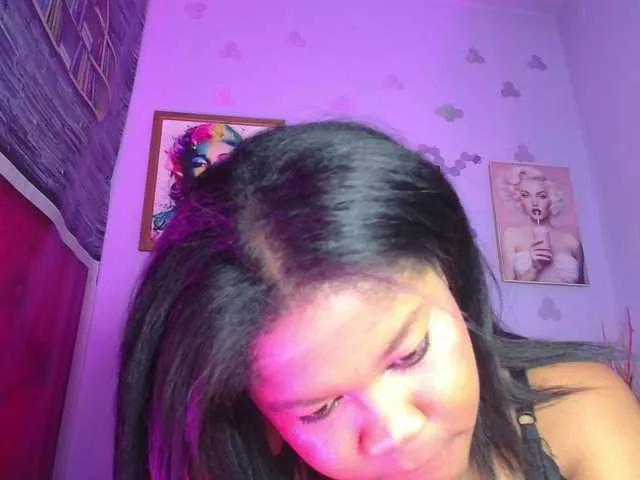 CannelleX from BongaCams