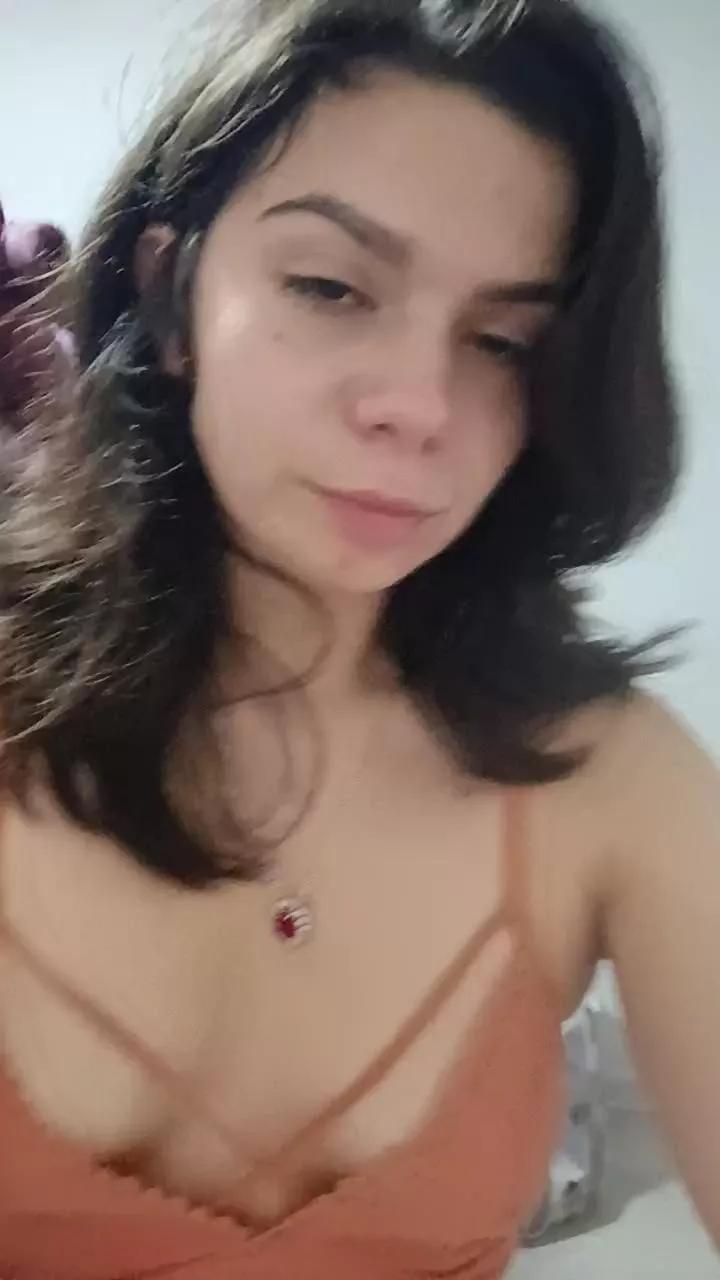 Amatistkitten from Cam4