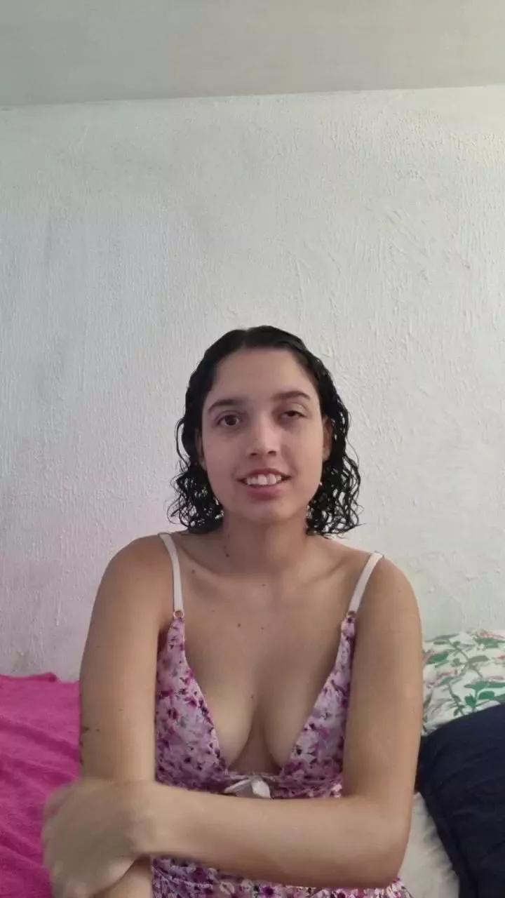 ana229 from Cam4