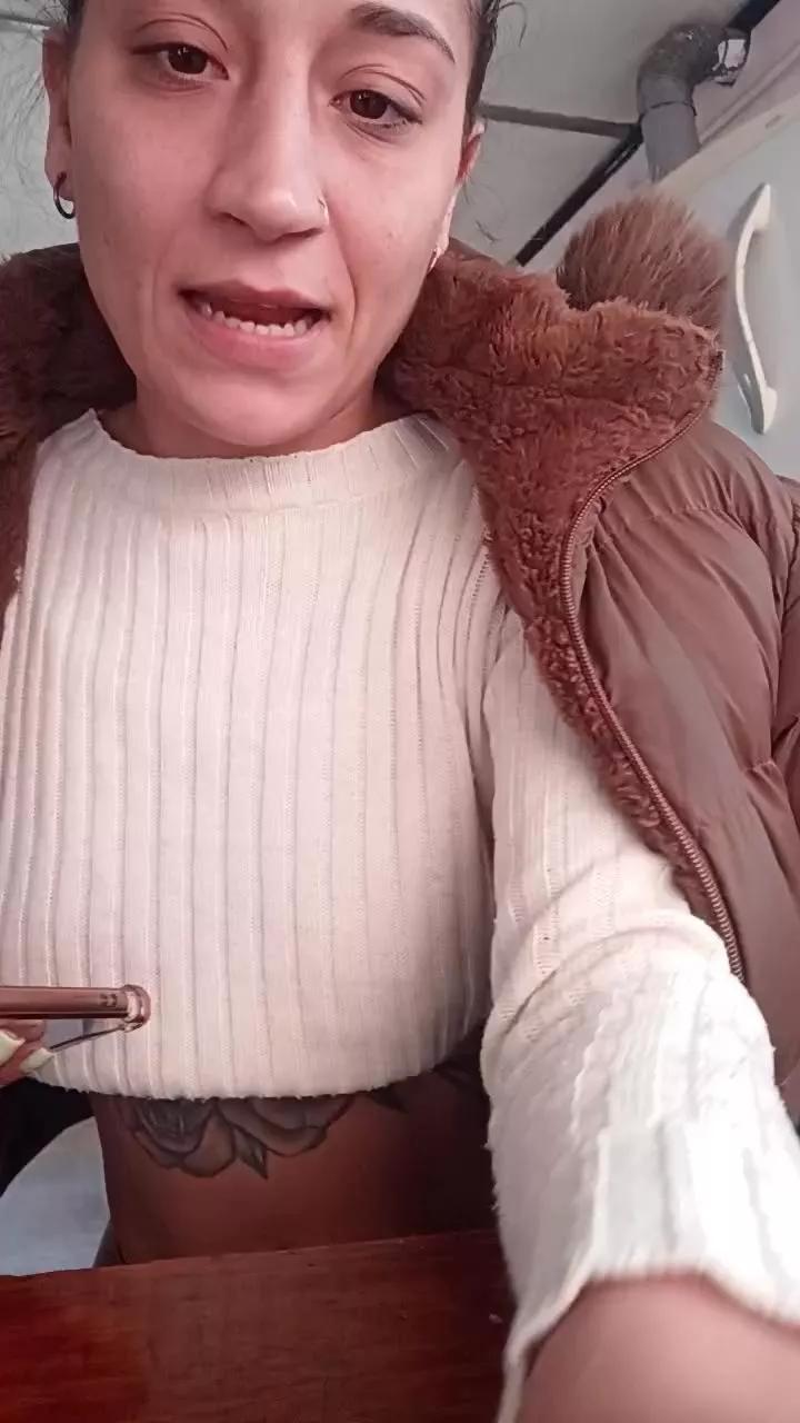 AnnitaYourBitch from Cam4
