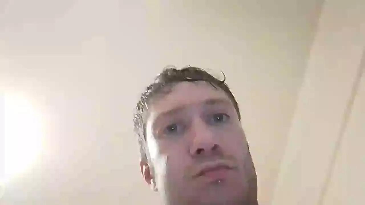 Baby2092 from Cam4