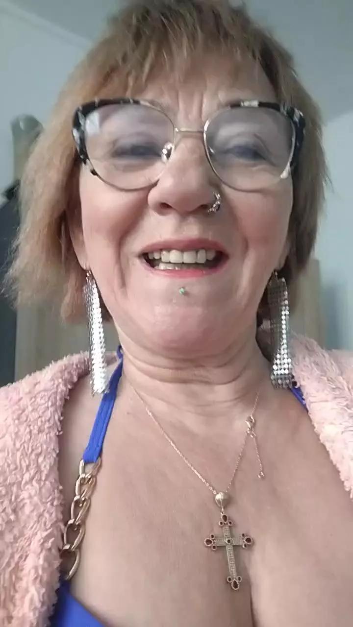 Babylove54 from Cam4