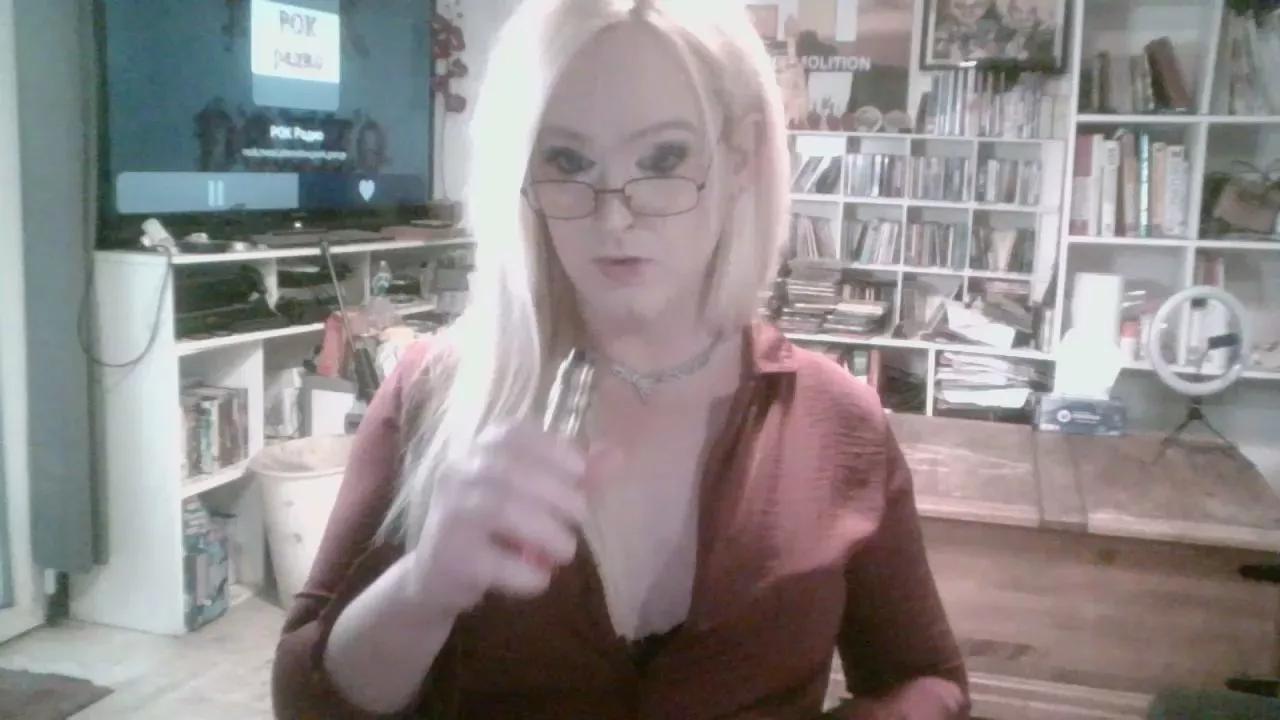 Barbieandteddy from Cam4