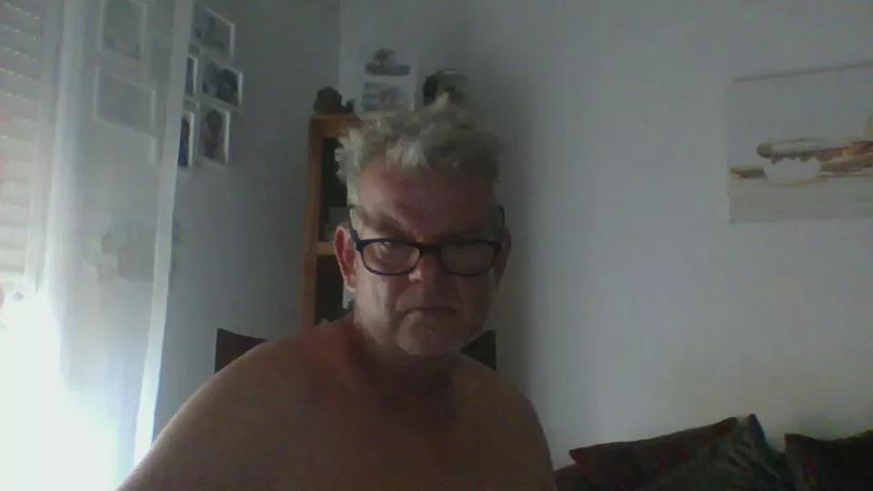bibi250 from Cam4