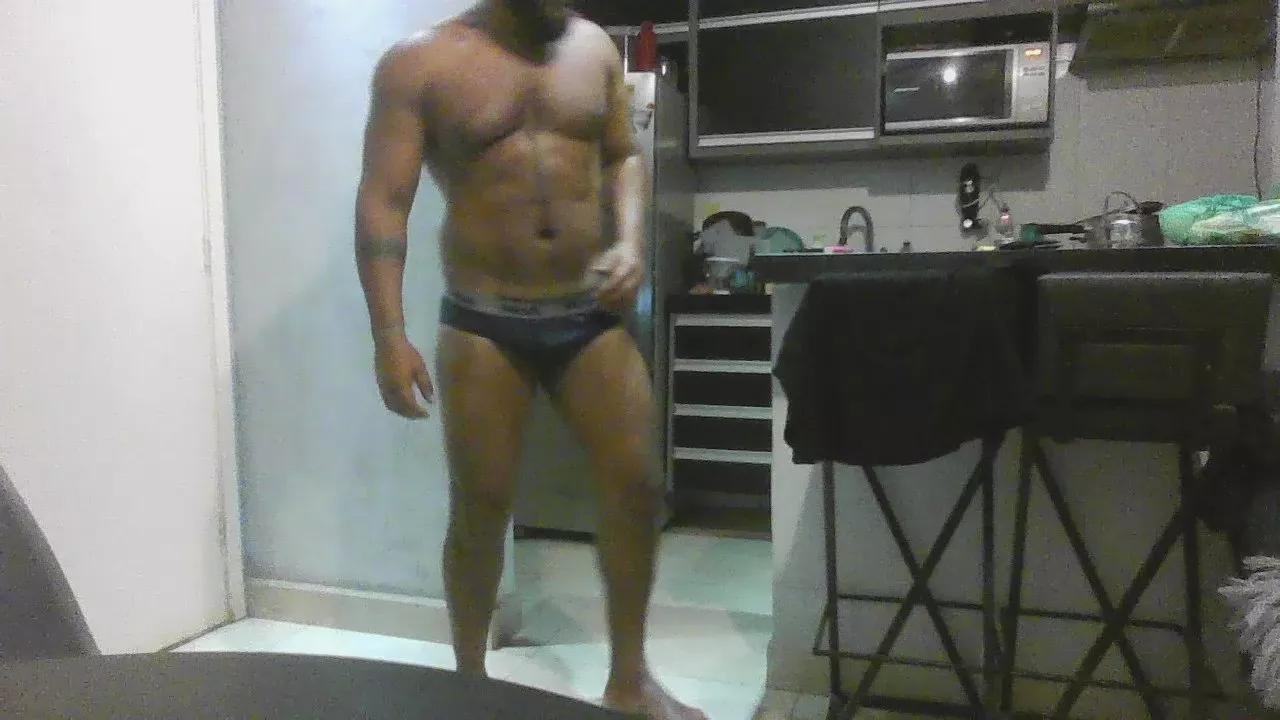 CARAMANEIRO from Cam4