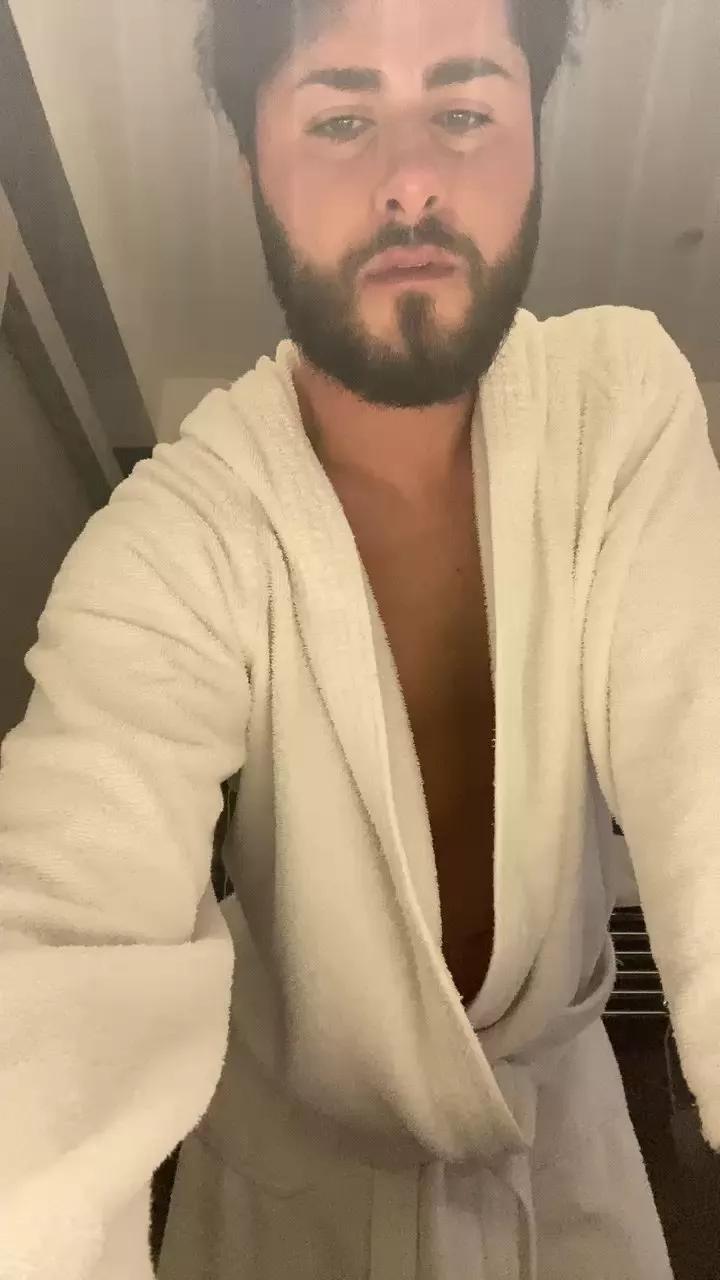 CavalloGaloppa from Cam4