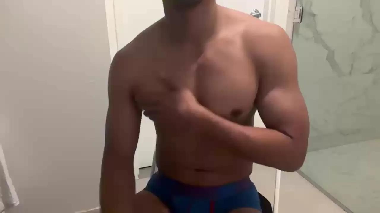 Connorw088 from Cam4
