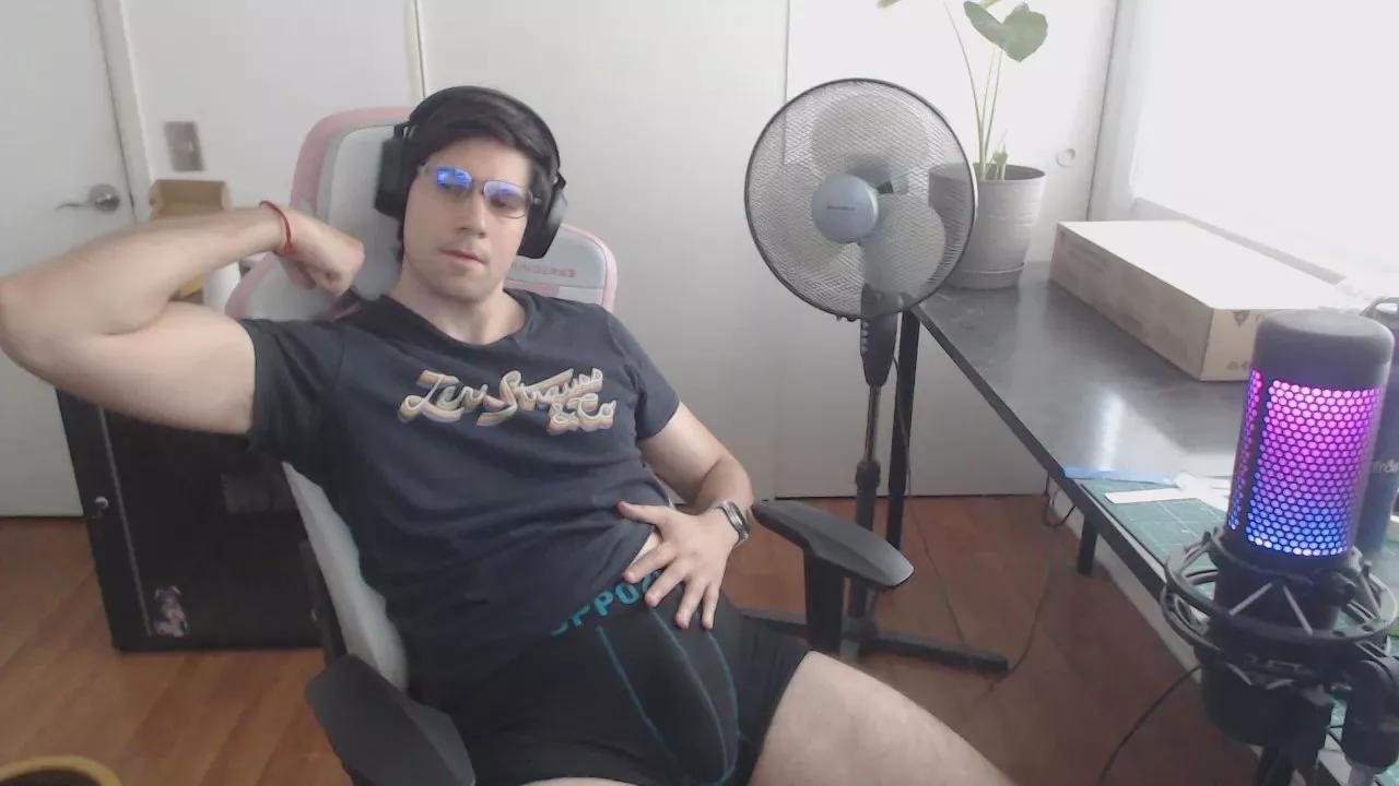 domdaddynsfwcl from Cam4