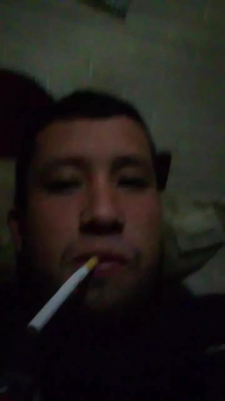 ElPeneduro25 from Cam4