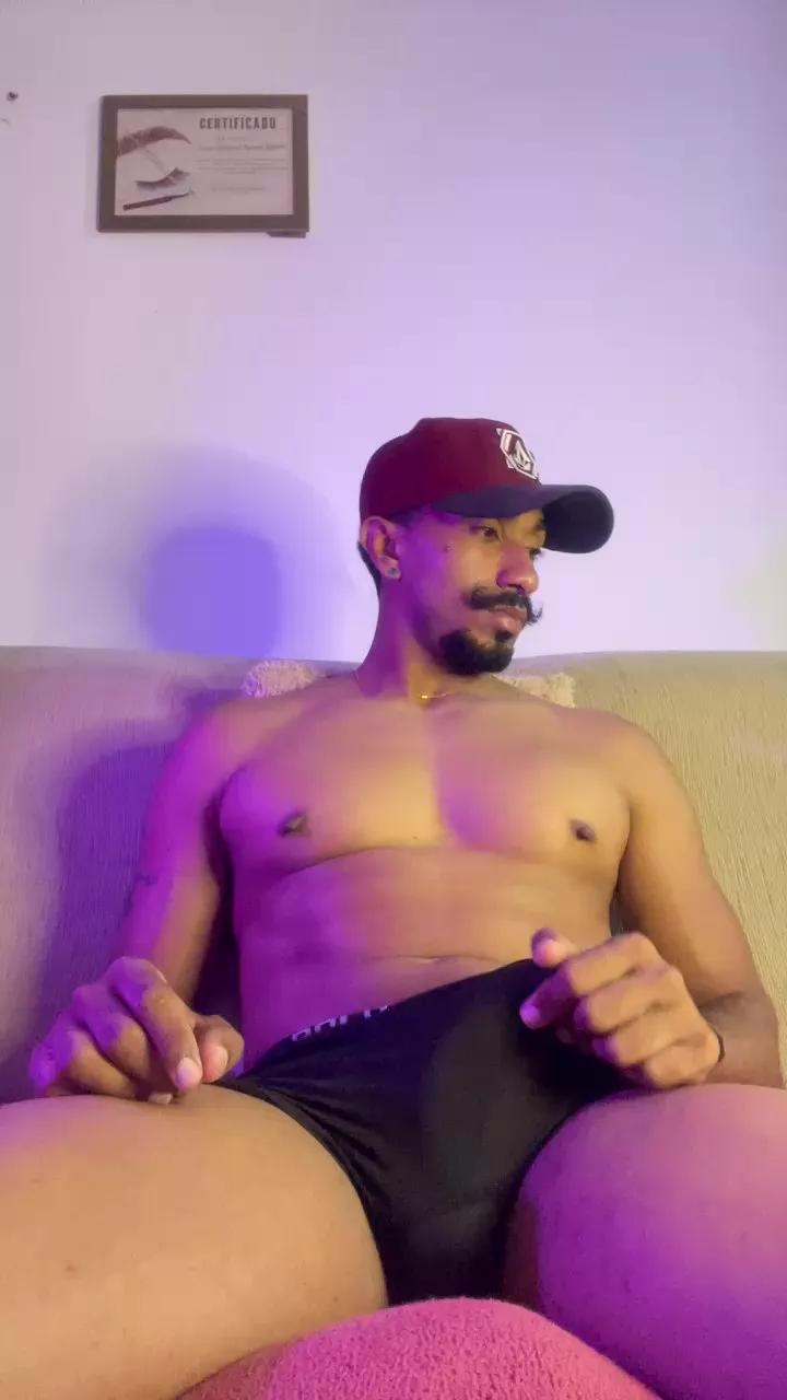 Everton2123 from Cam4