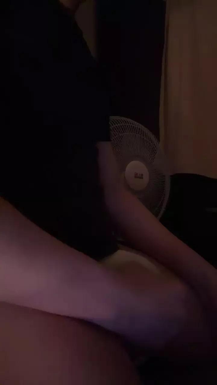 H233gg from Cam4