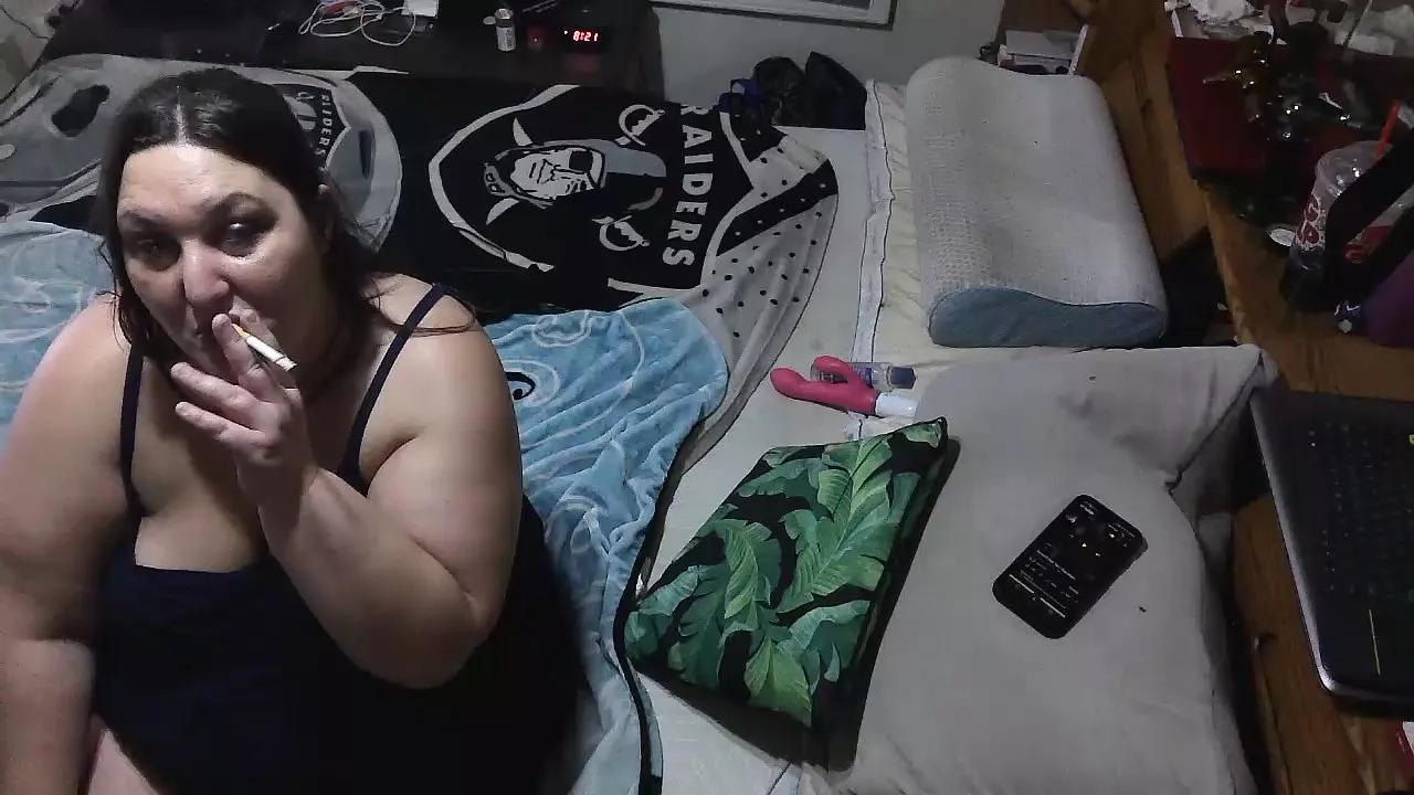 highnessTaZ420 from Cam4