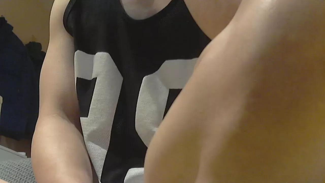 howhow22 from Cam4