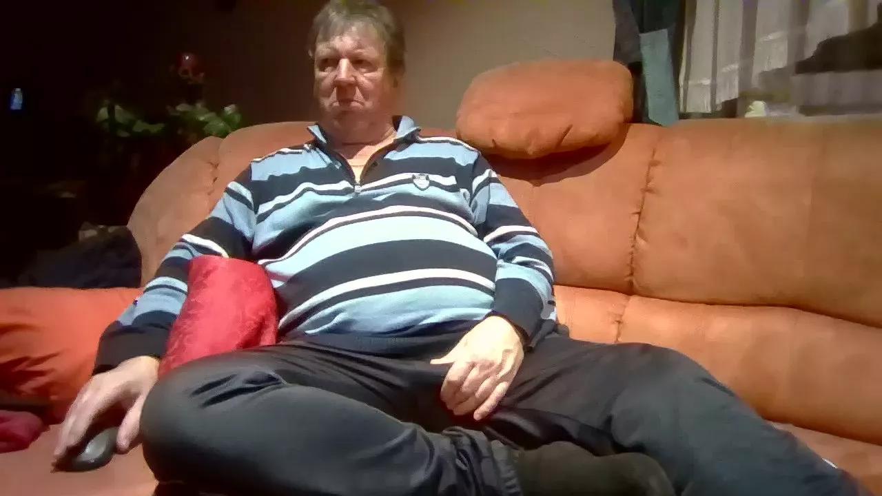 Immerwiedermal from Cam4