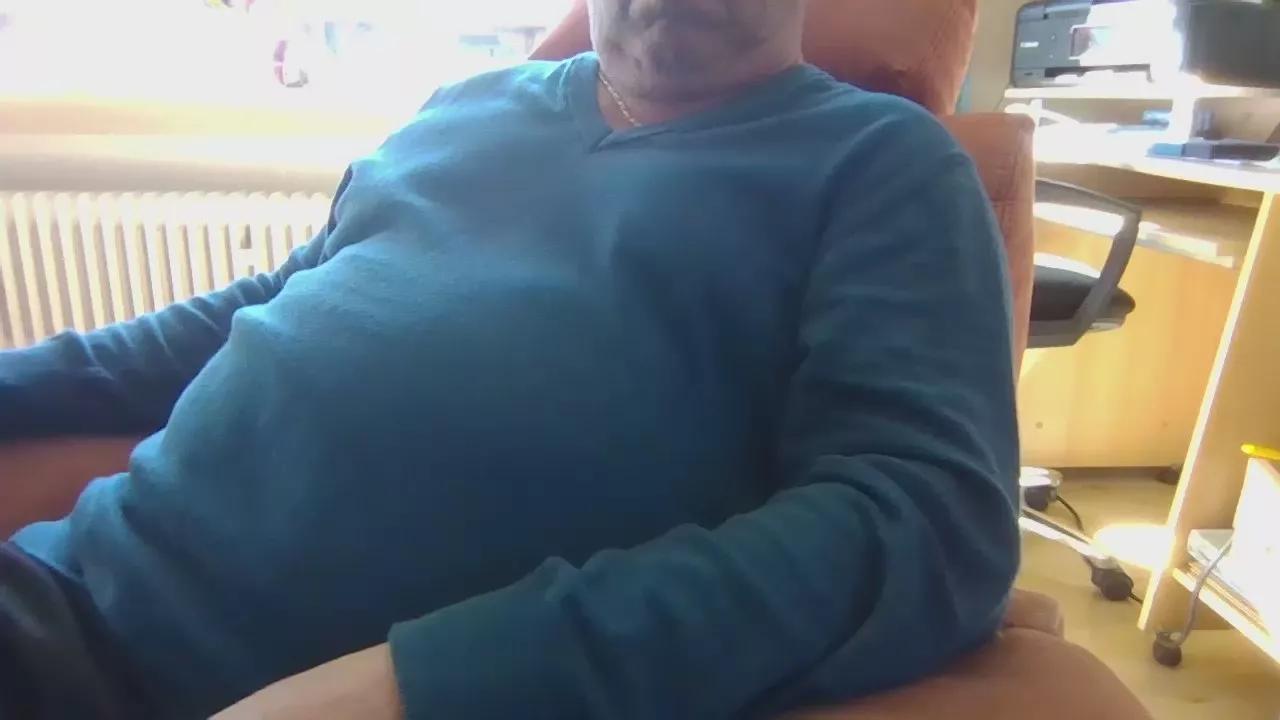 Immerwiedermal from Cam4