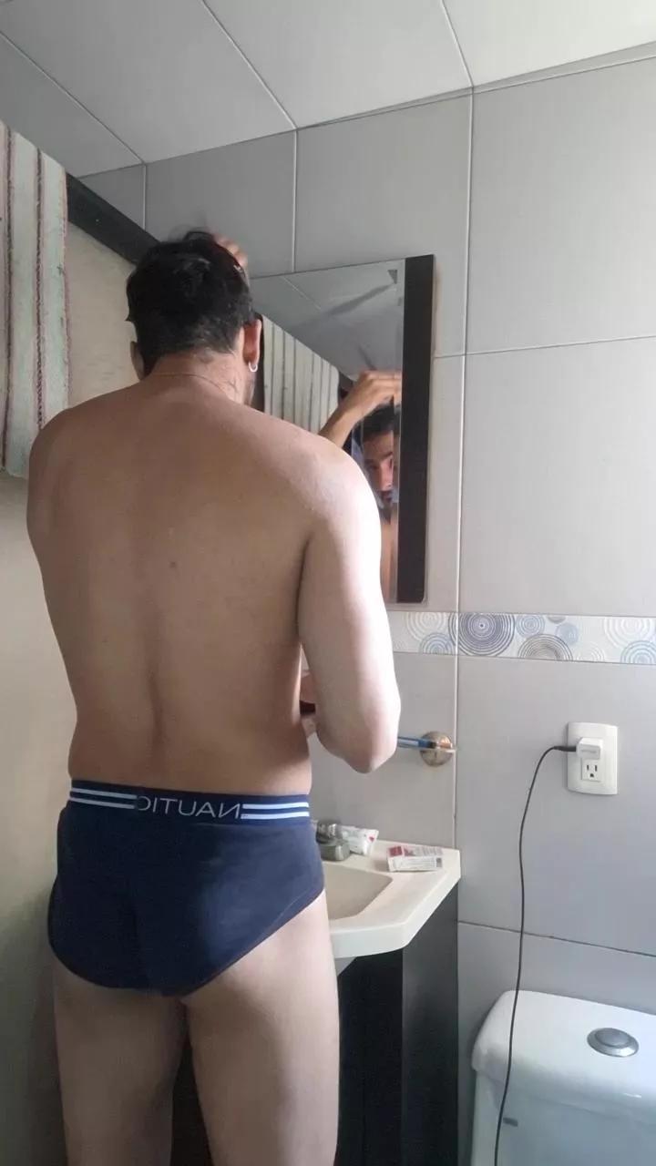 Isain3 from Cam4