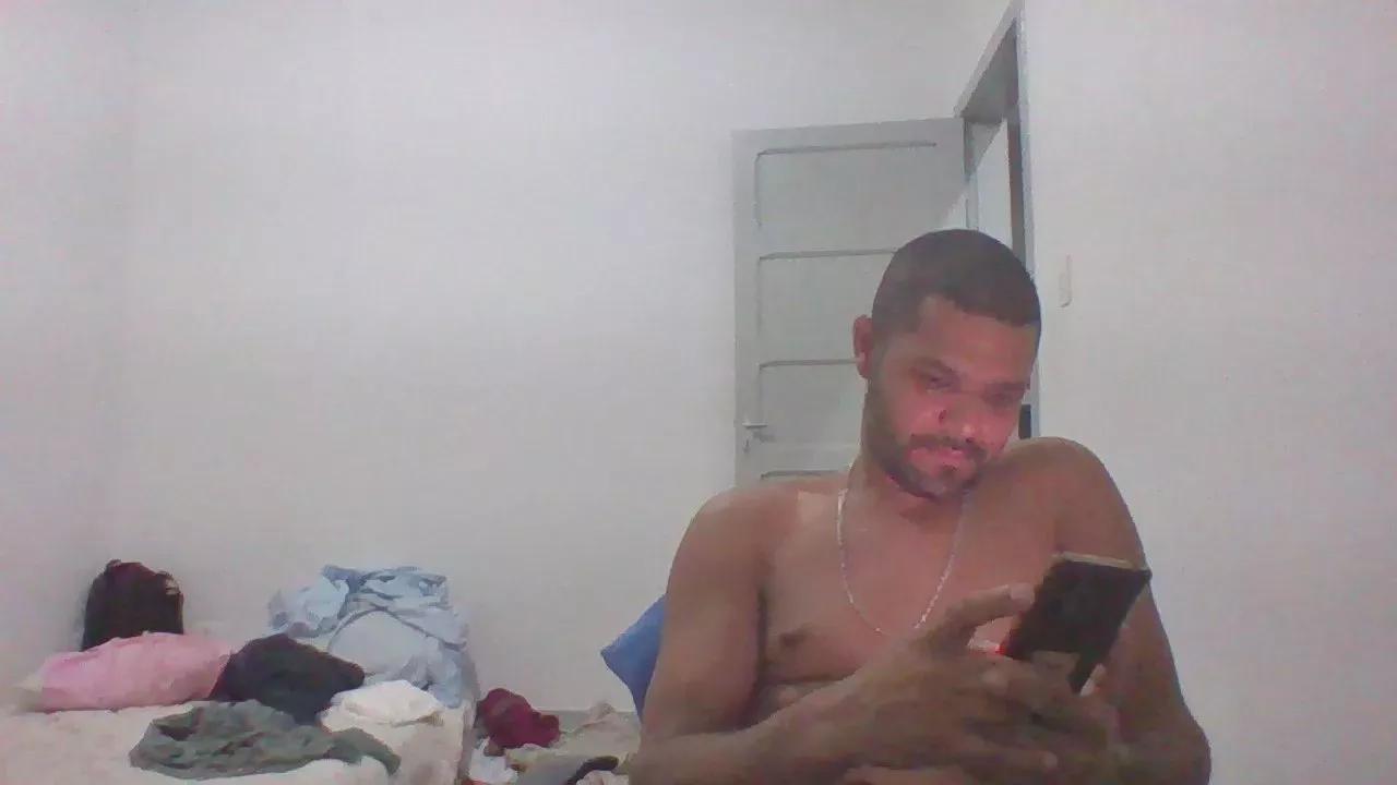 kaikerossi from Cam4