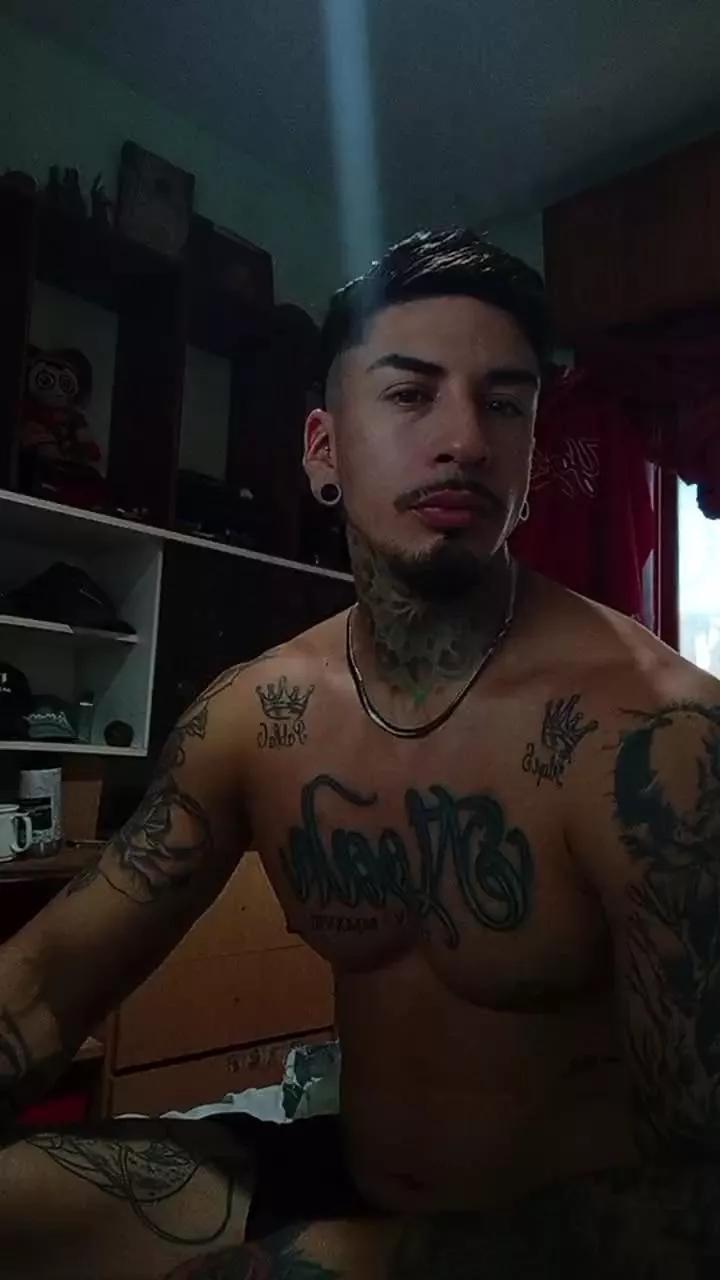 Lalan09 from Cam4
