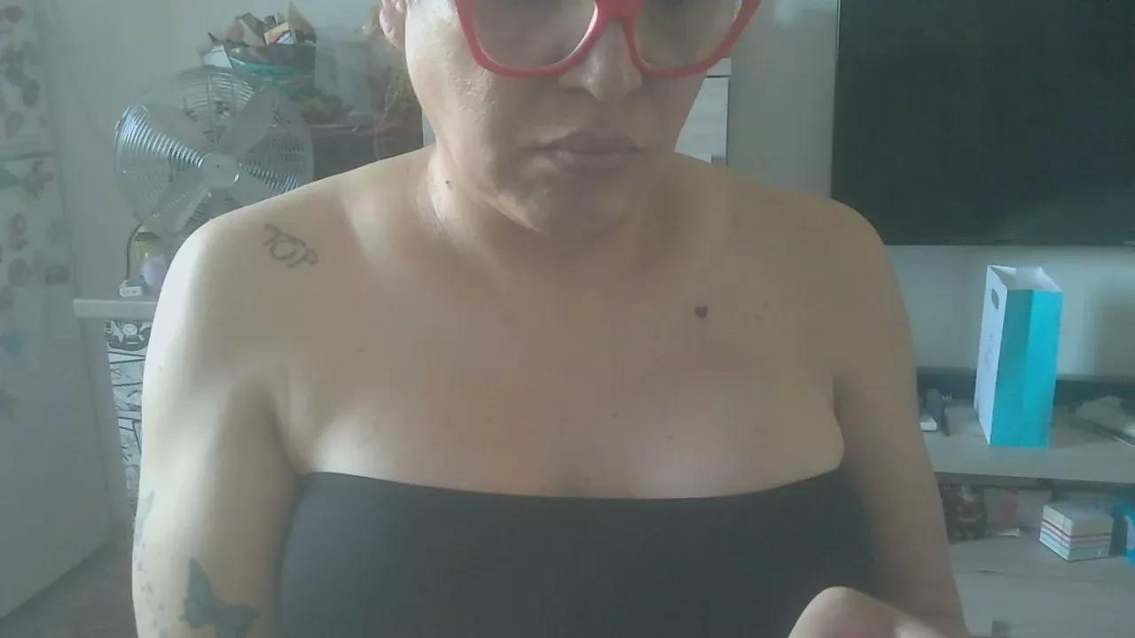 laylasan071 from Cam4