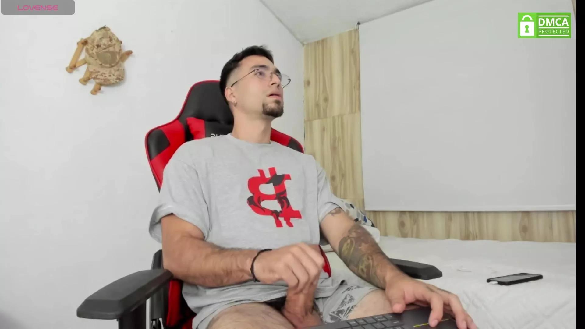lil_faker from Cam4