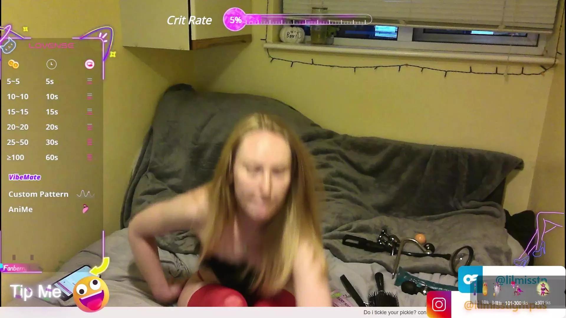 LilMissTightPus from Cam4