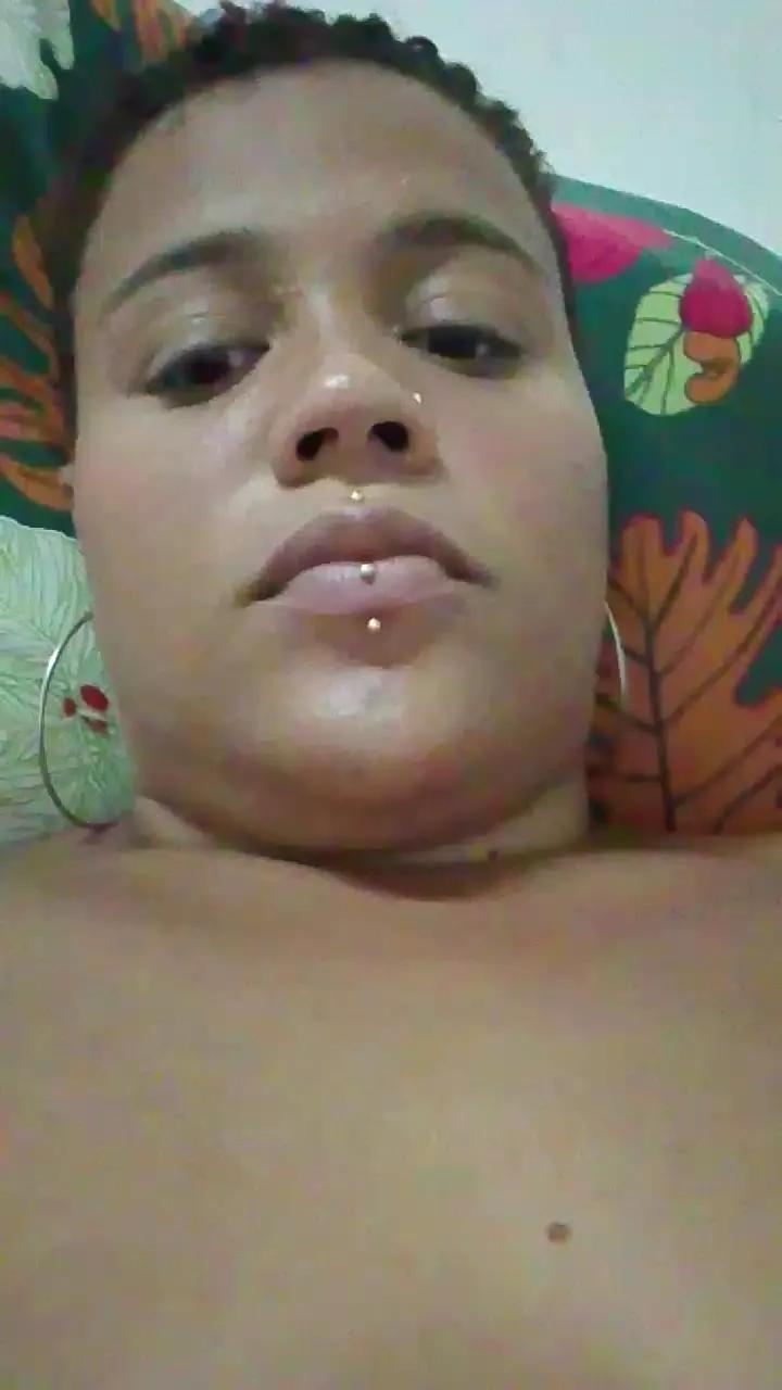 Lyya from Cam4