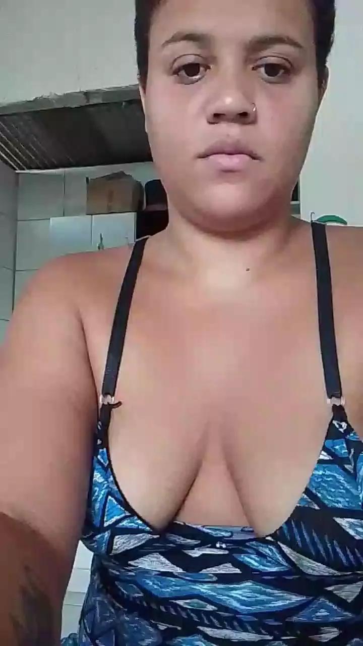 Lyya from Cam4