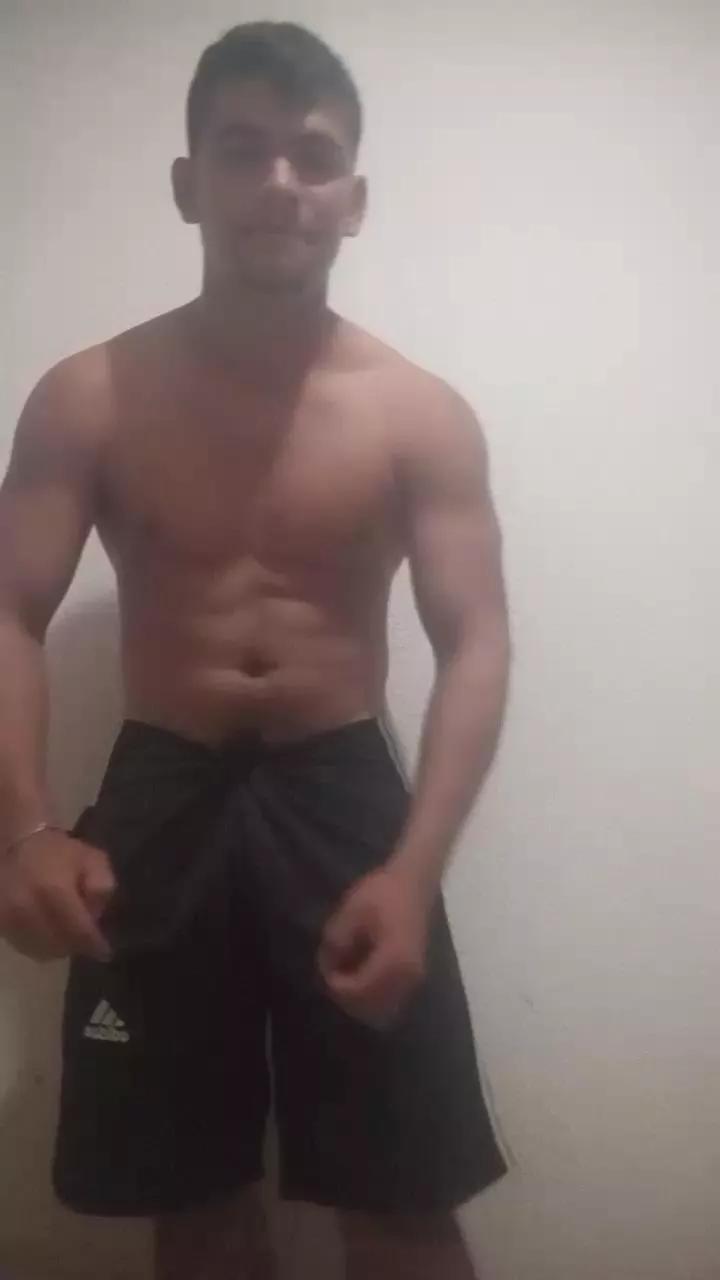 Magnata232 on Cam4