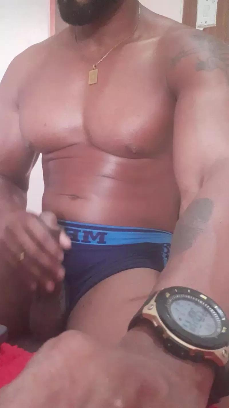 Maumau1986 from Cam4