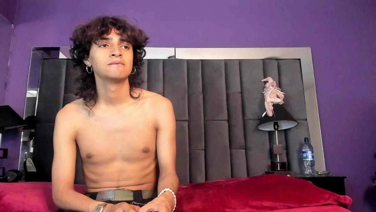 Miss__Dalia from Cam4