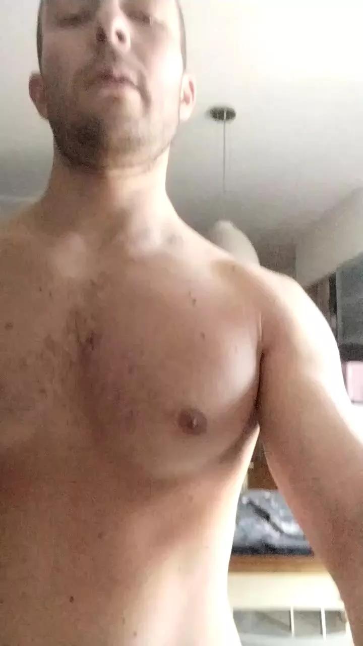 riccardoyeah from Cam4