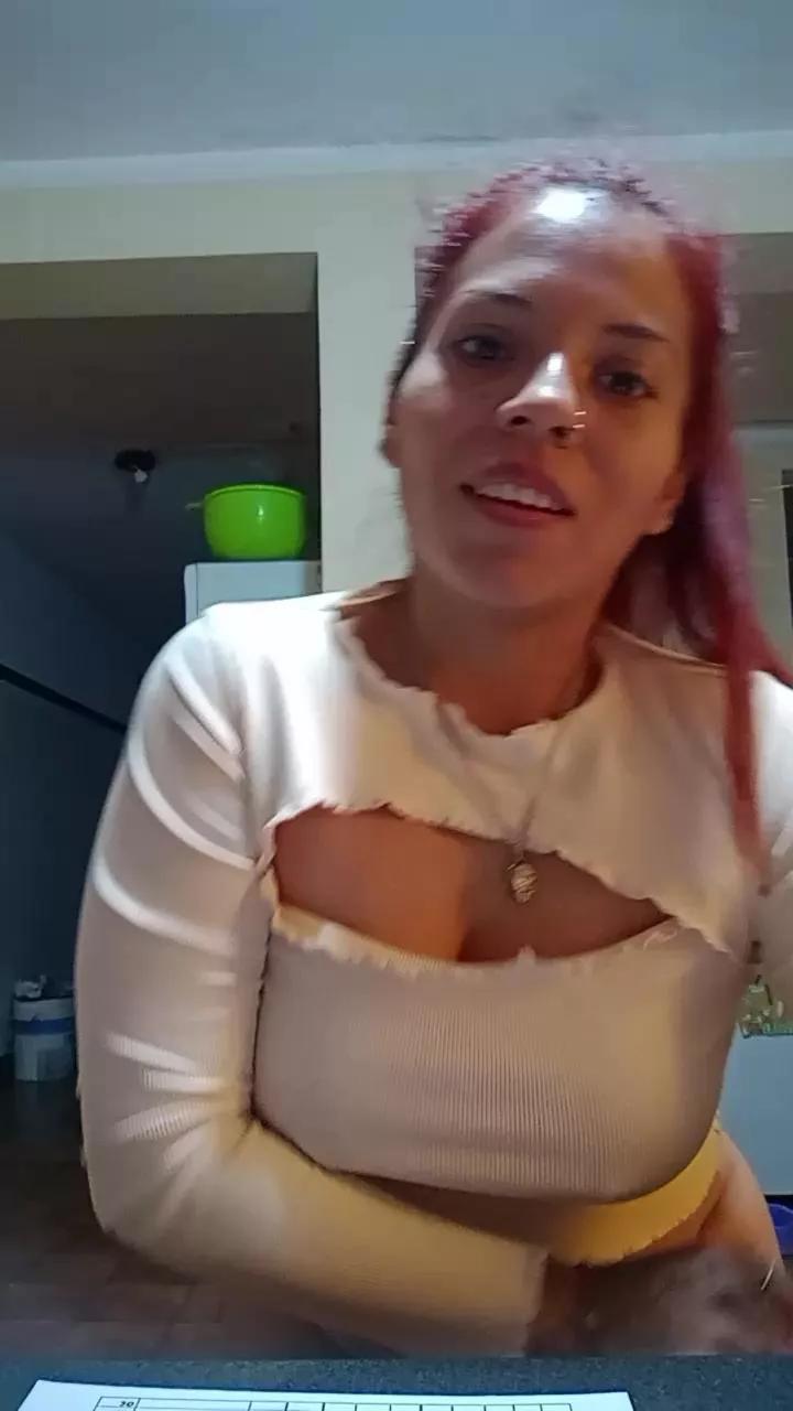 Riirii93 from Cam4