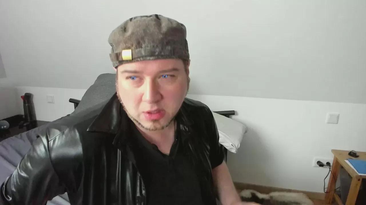 RLPlover from Cam4