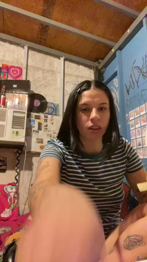 rrrrolonn from Cam4