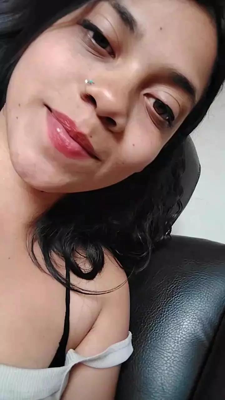 sweet_scarlett_ from Cam4