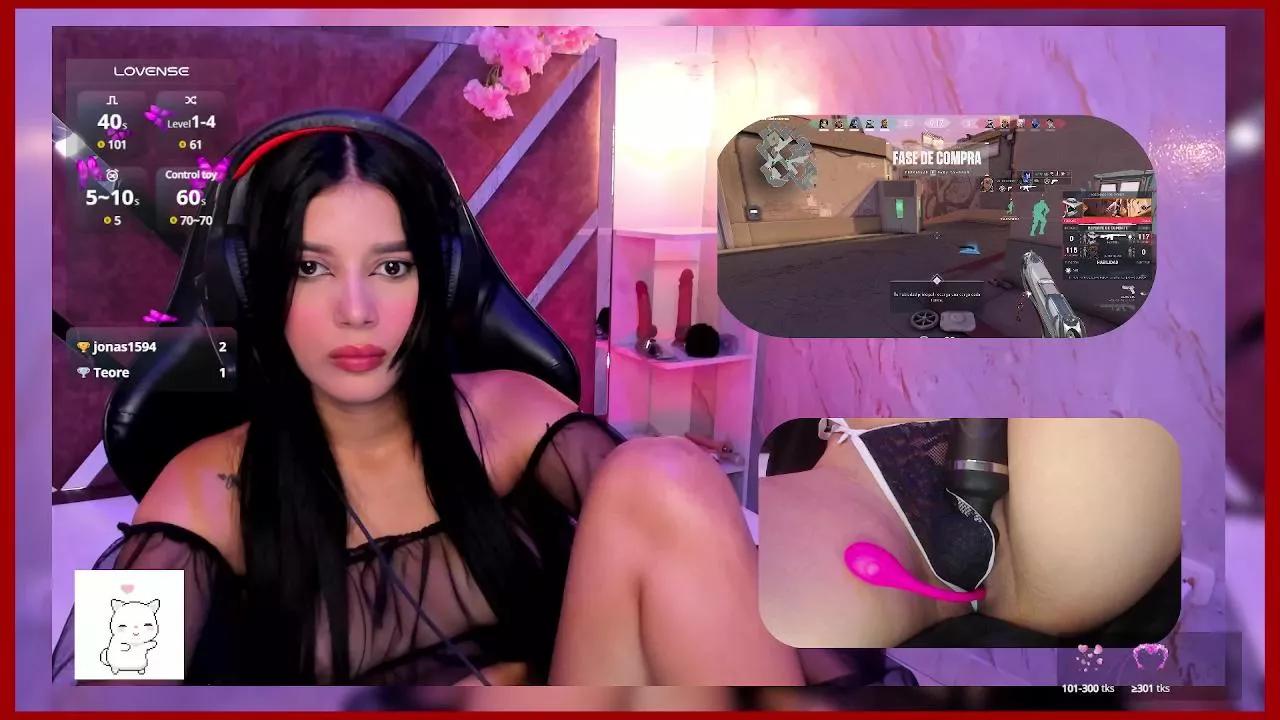 SweetieCloe from Cam4