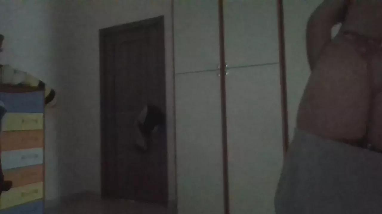 tonnytonny1 from Cam4