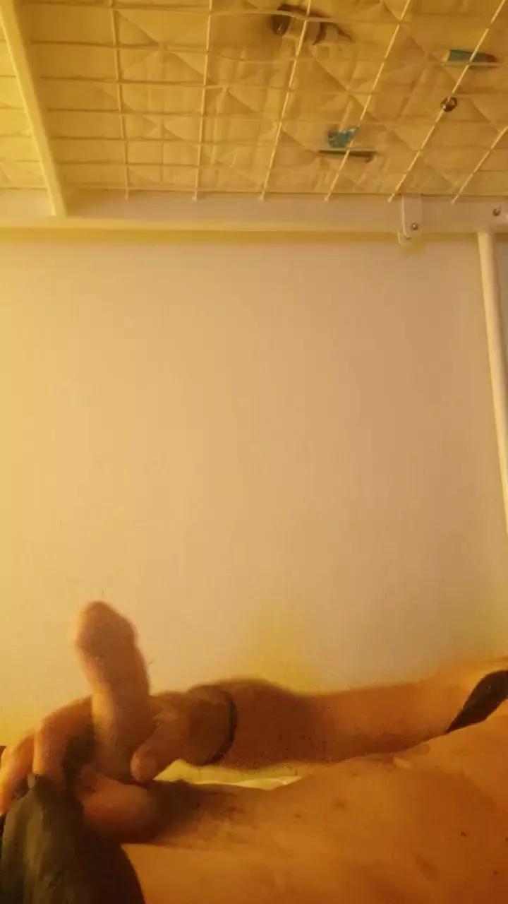 Worriors1989 from Cam4