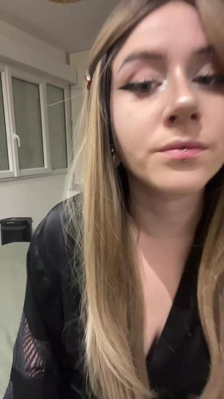 XxElainaxX from Cam4