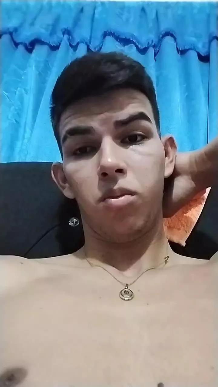 zenzero19 from Cam4