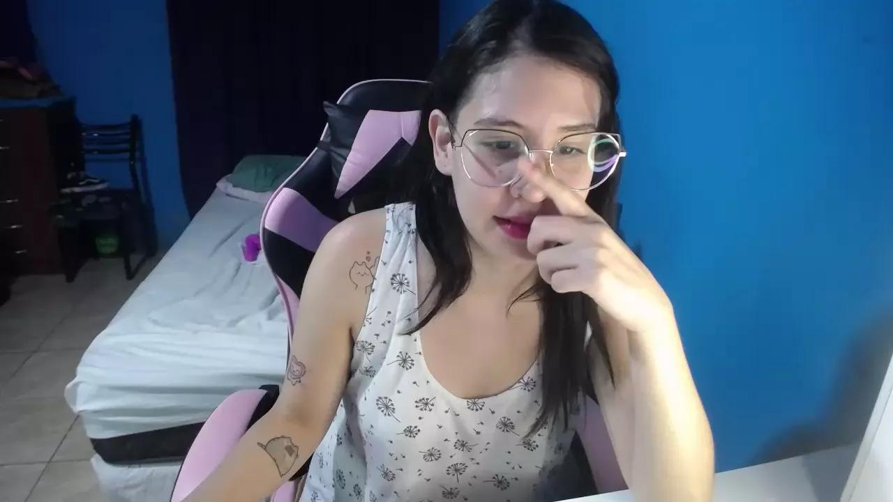 zzwei7 from Cam4