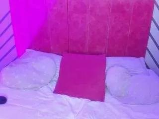 adhara-wlliams from CamSoda