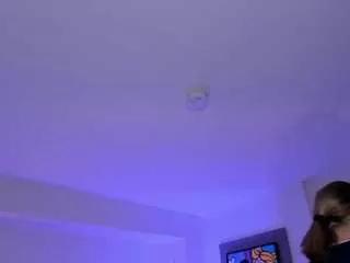 adharamoretti from CamSoda is Freechat