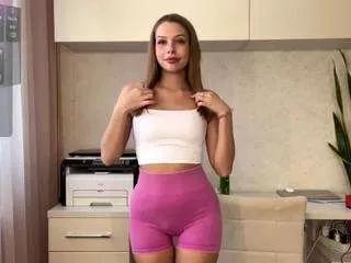 afragearing from CamSoda