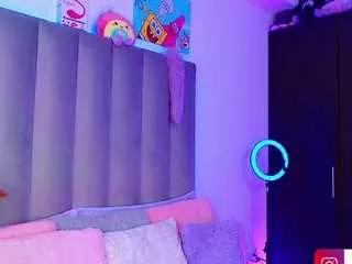 aiisha-rose from CamSoda