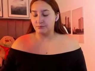 alaia-cute from CamSoda