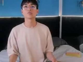 aleaurarashi from CamSoda is Freechat