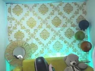 aliss-m from CamSoda is Freechat