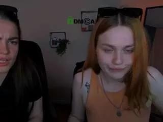 allison-black from CamSoda is Freechat